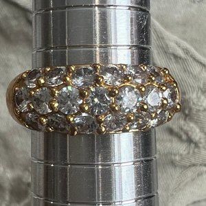 Gold Tone Cluster Ring Size 7.5